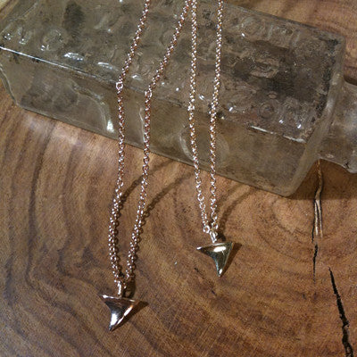 thorn necklace